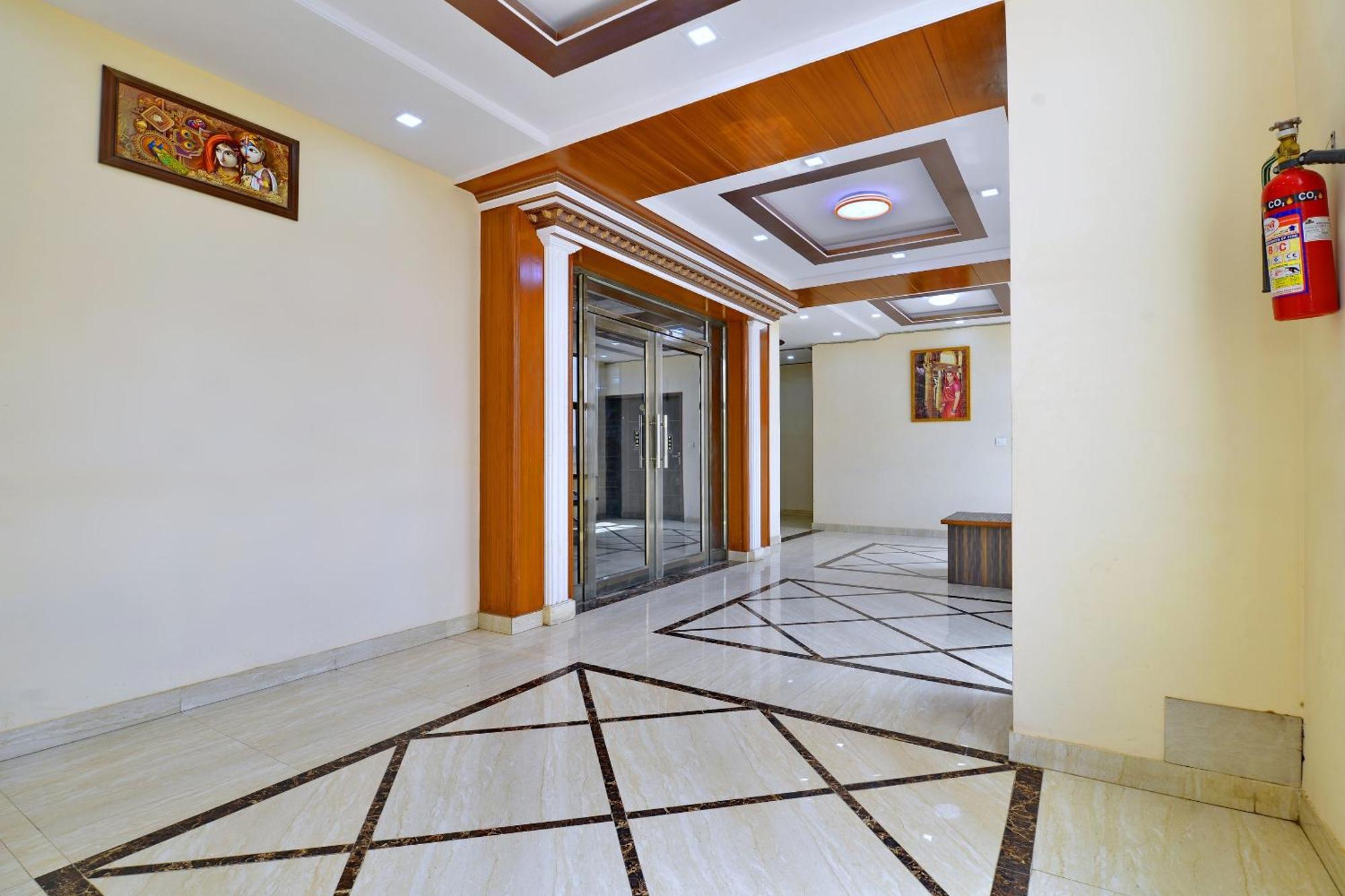 Collection O Himalaya Tower Hotel Jaipur Ngoại thất bức ảnh